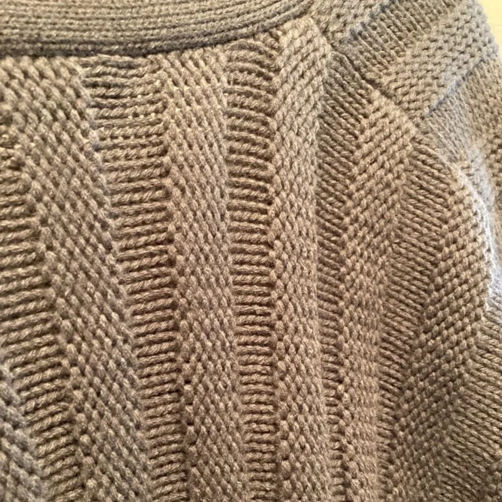 Women’s Gray Cable Knit Cardigan with Dolman Sleeve Size XS